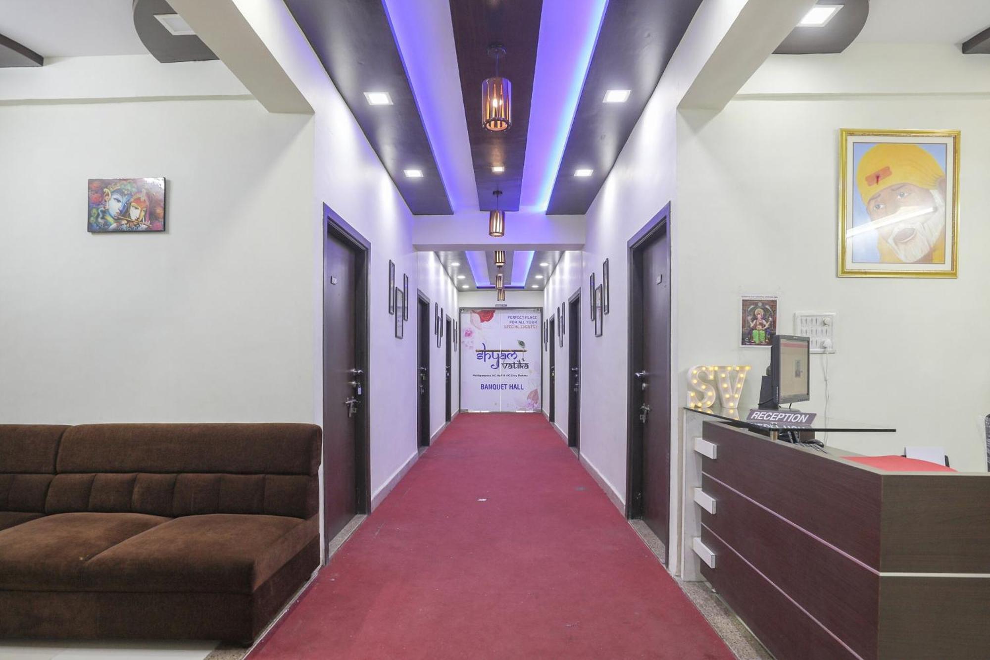 Collection O Shyam Vatika Banquet And Rooms Surat Dış mekan fotoğraf