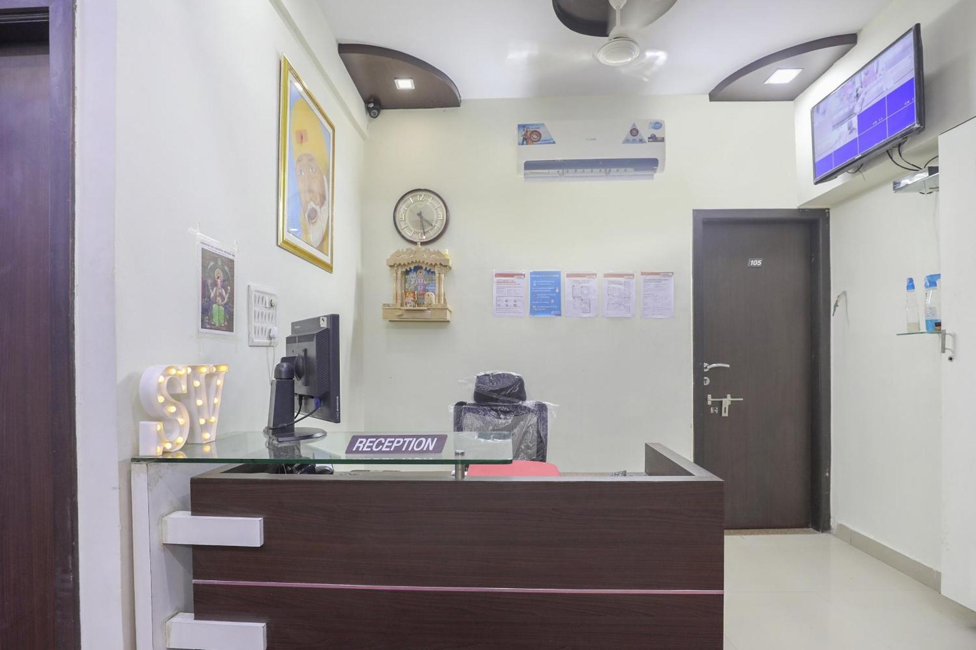 Collection O Shyam Vatika Banquet And Rooms Surat Dış mekan fotoğraf